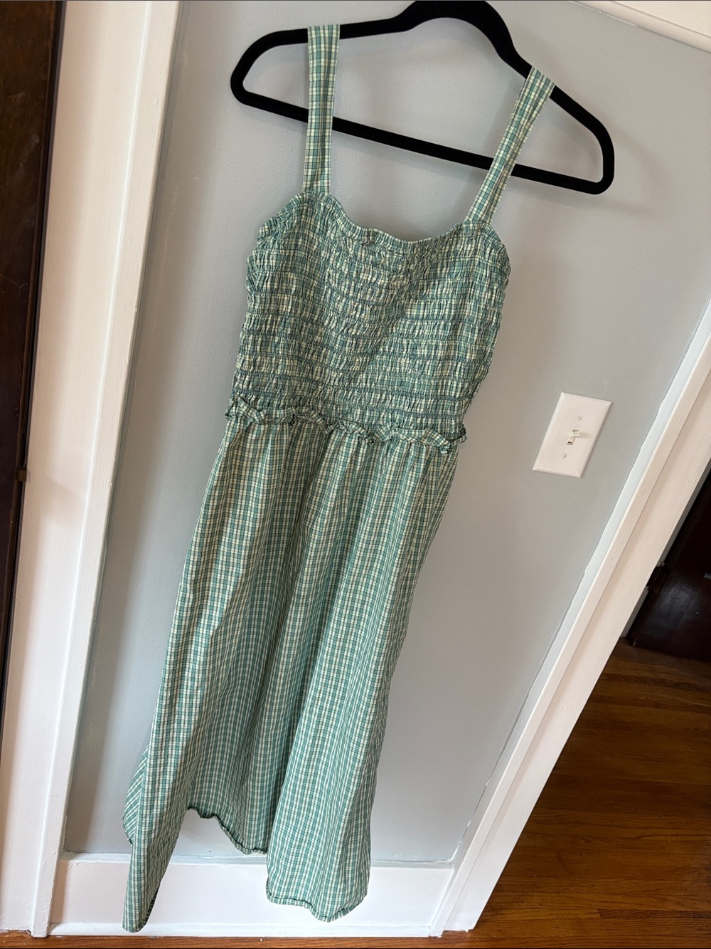 GUC Old Navy Green Gingham Smocked Maxi Dress Size L - Picture 6 of 6